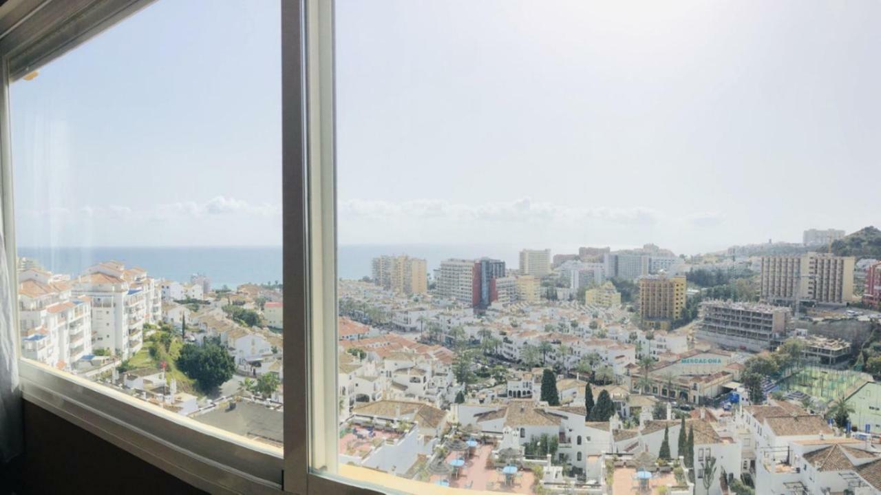 Atico De Lujo Vistas Al Mar Benalmadena
